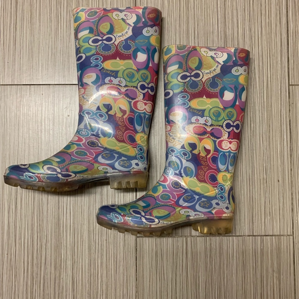 Rain boots